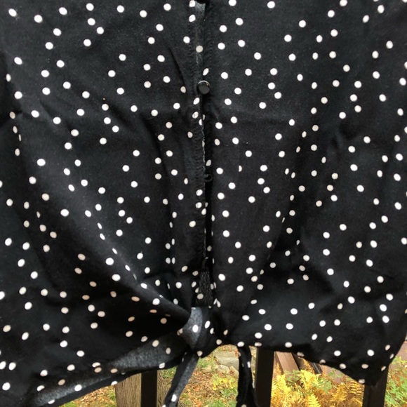 Cute polka dot blouse - Picture 3 of 3